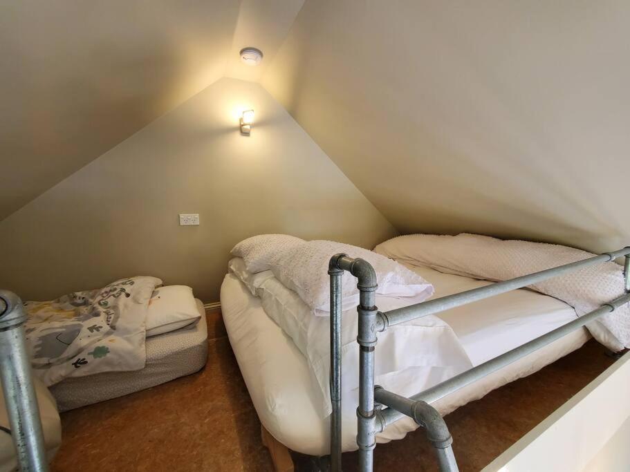 Tiny House In The Sky Hotel Дюндин Екстериор снимка